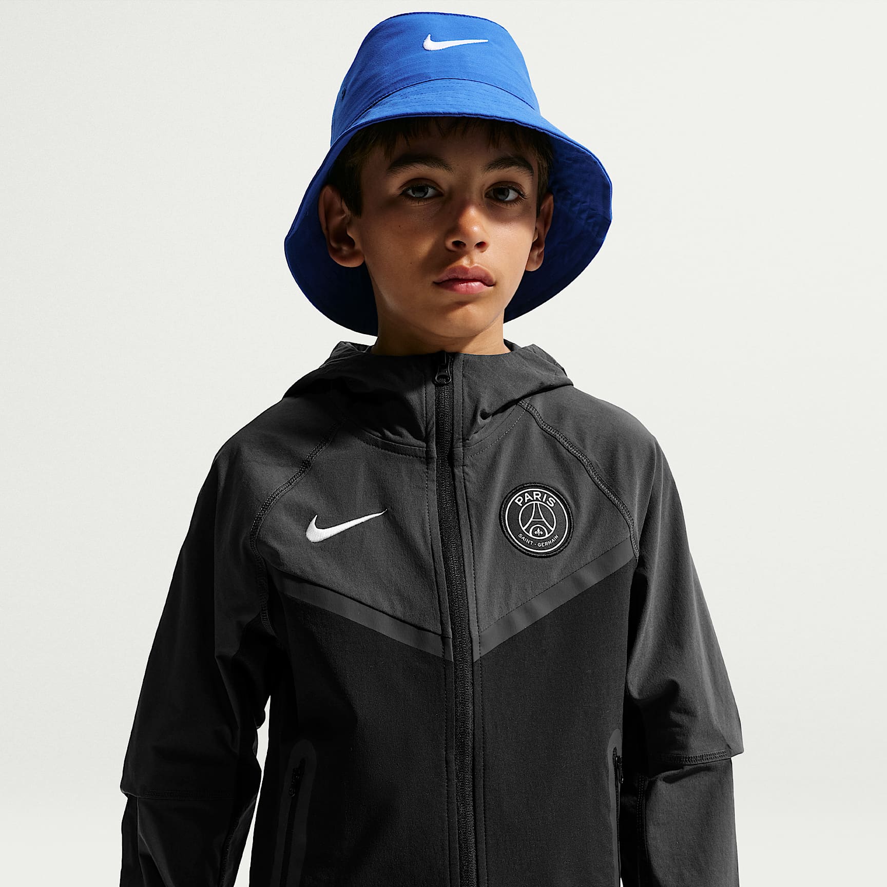 Paris Saint-Germain Tech Big Kids' (Boys') Nike Soccer Full-Zip